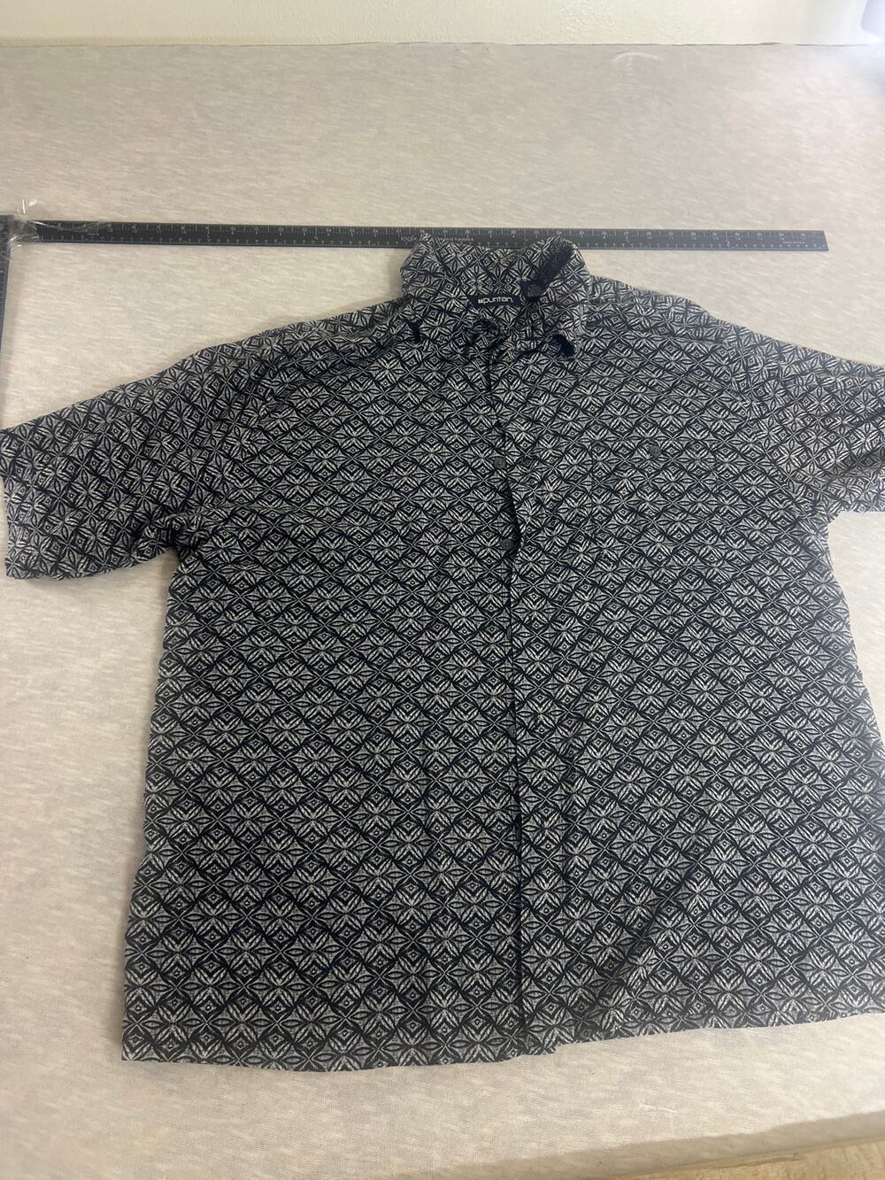 Puritan 100% Rayon Geometric Diamond Shirt size l